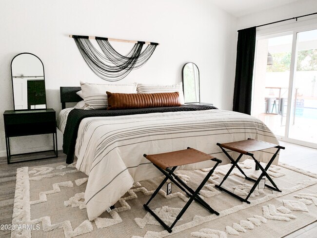 Building Photo - 9067 E Larkspur Dr