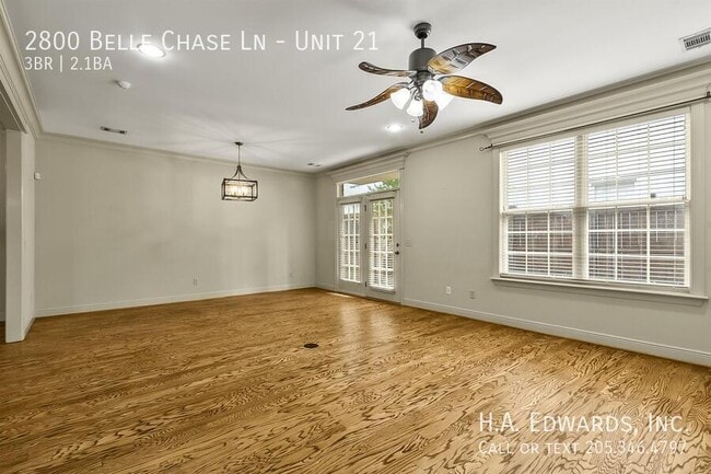 Building Photo - 2800 Belle Chase Ln