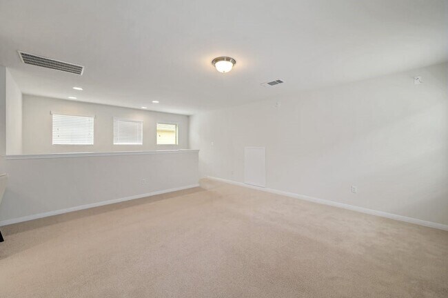 Building Photo - 188 Diamond Point Dr