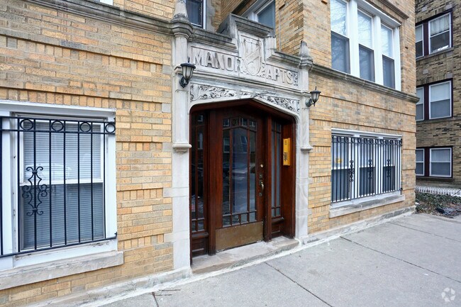 Building Photo - 3001 W Leland Ave