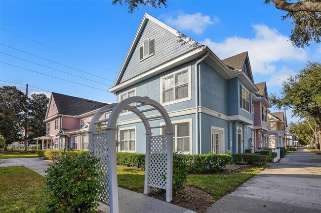 Building Photo - 4002 Venetian Bay Dr