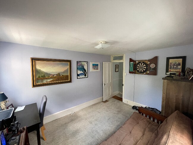 Building Photo - 1805 Lovering Ave