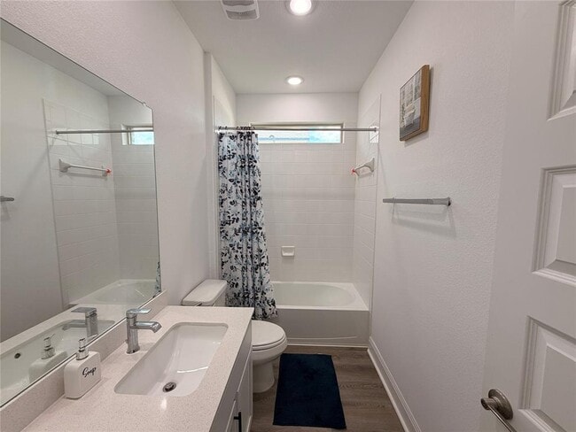 Building Photo - 18017 Stefano Dr