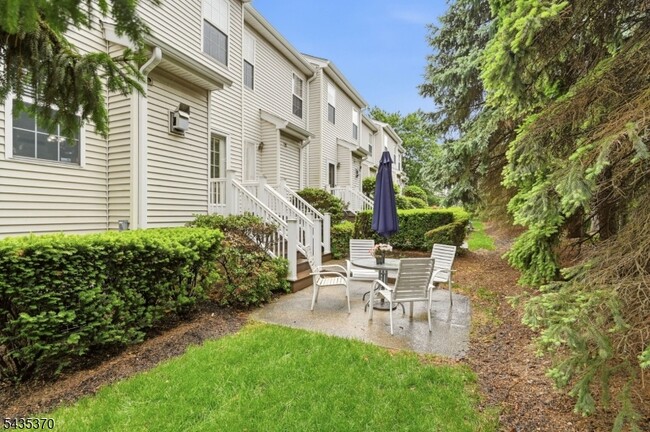 Building Photo - 216 Barringer Dr
