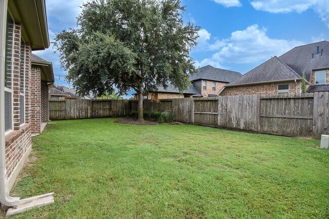 Building Photo - 27231 Symphony Creek Ln