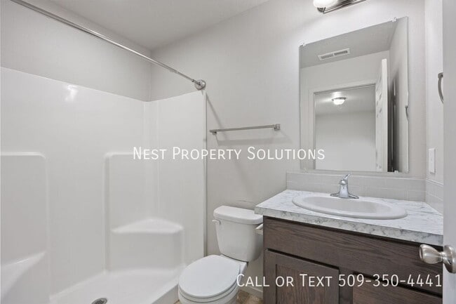 Building Photo - 935 E Mt. Adams St