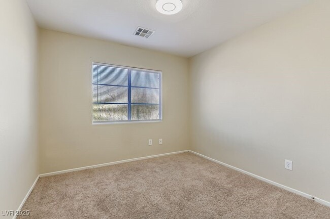 Building Photo - 9519 W Wooded Heights Ave