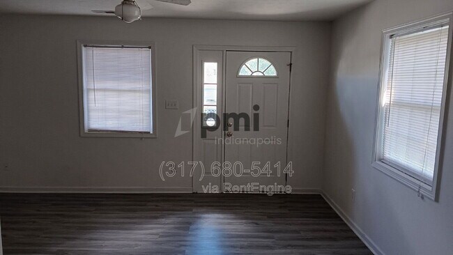 Building Photo - 3465 S Oaklawn Cir