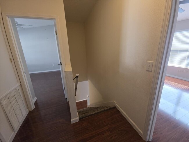 Building Photo - 30138 Barnaby Ln