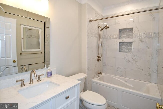 Building Photo - 11322 Westbrook Mill Ln