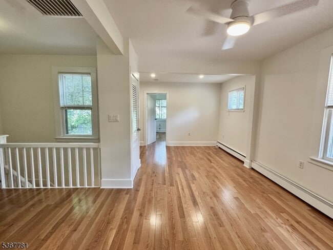Building Photo - 140 Montclair Ave