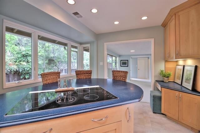 Building Photo - 793 Campbell Ave