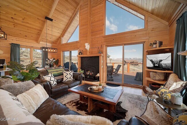 Building Photo - 577 Forrest Dr