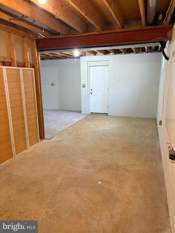 Building Photo - 506 Summervale Ct