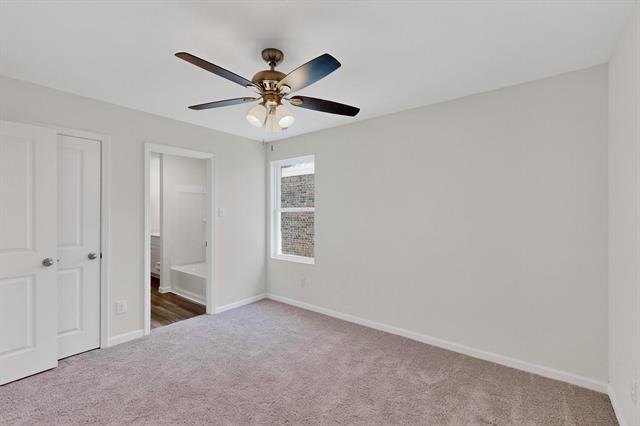 Building Photo - 225 Savannah Wy