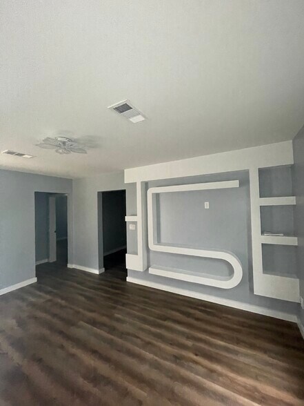 Building Photo - 2478 San Jacinto St