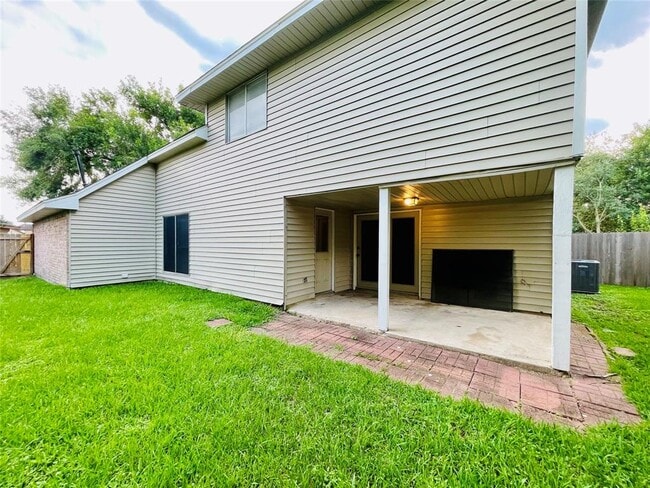 Building Photo - 16303 Napa Vine Dr