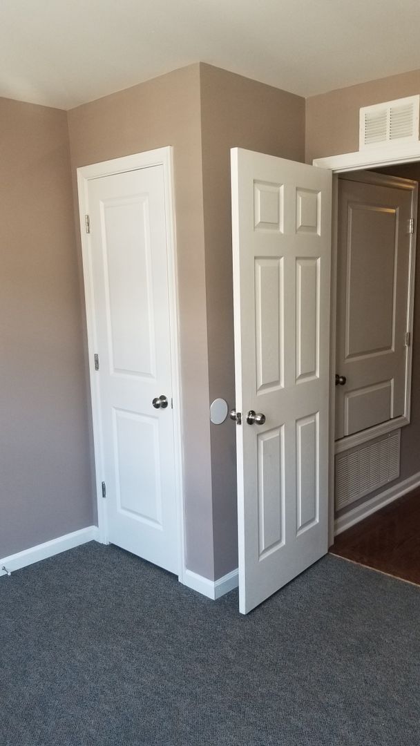 Building Photo - 1949 N Gratz St