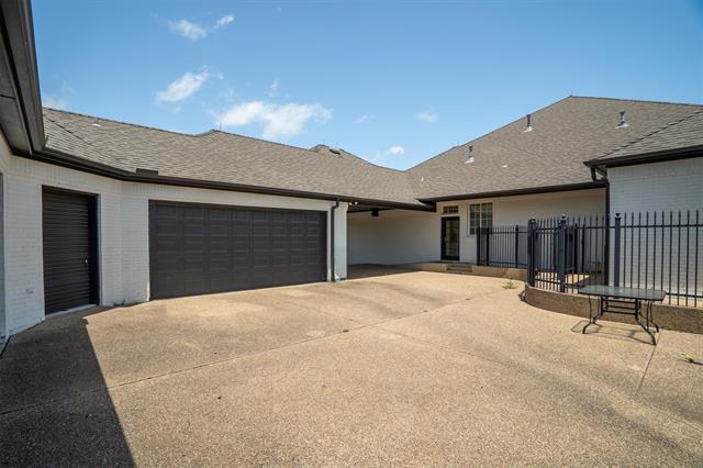 Building Photo - 530 W Hickory Ridge Cir