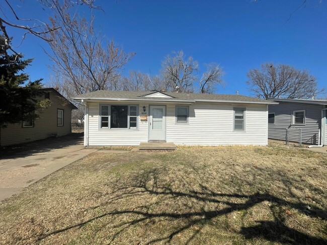 Primary Photo - Cozy 2-Bedroom - Cute Family Home