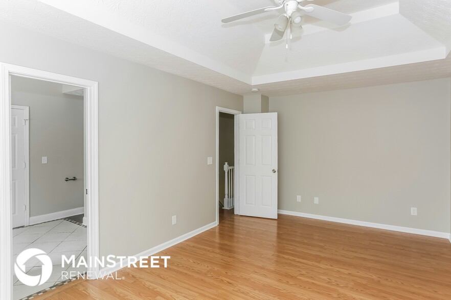 Building Photo - 5004 Eagle Creek Dr