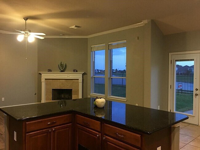 Building Photo - 24419 Lake Path Cir