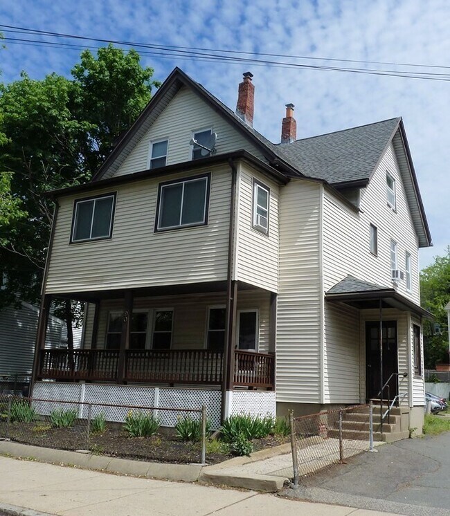 90 Nichols St 90 Nichols St Everett MA 02149 Apartment Finder