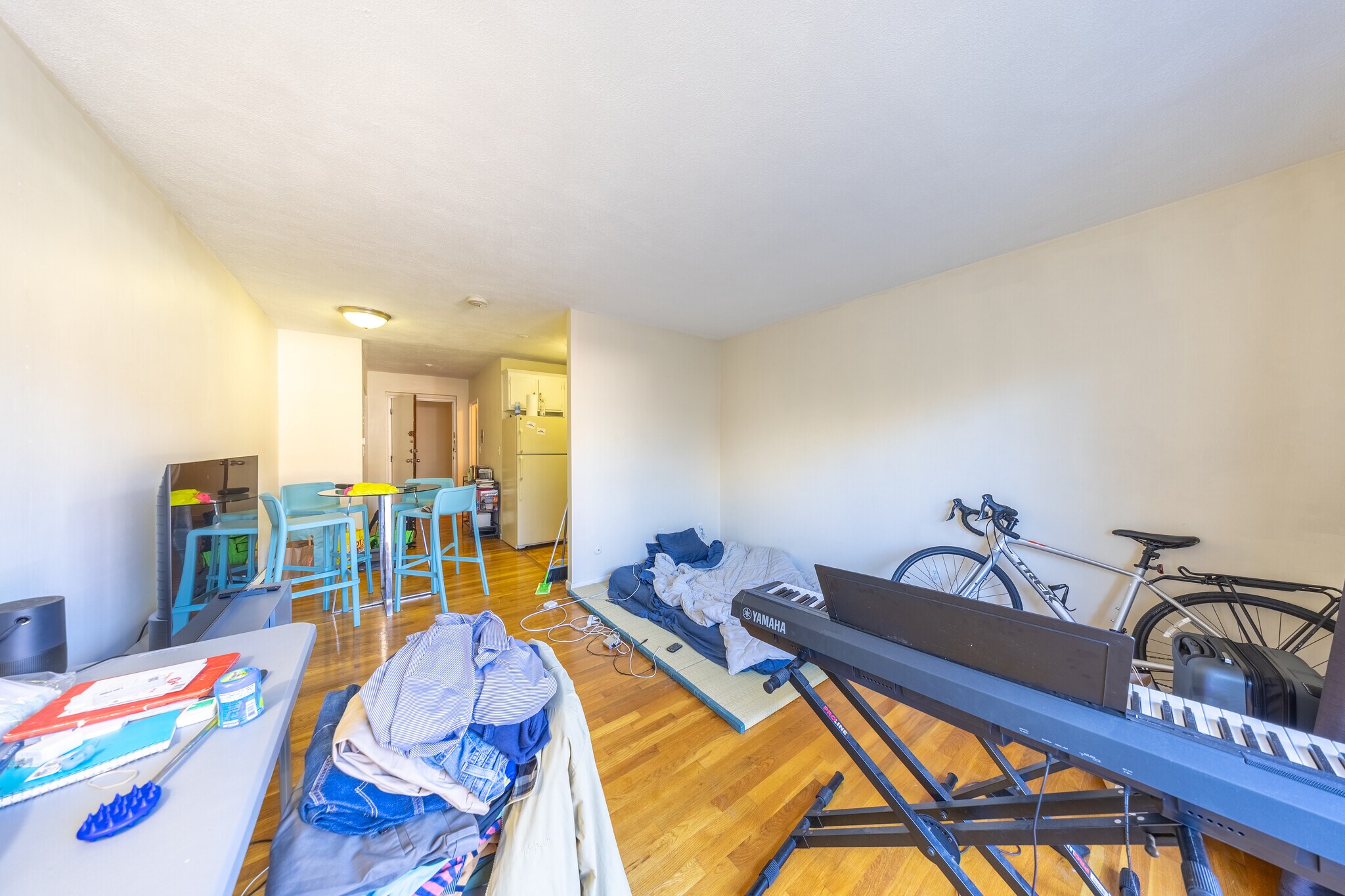Building Photo - 383 Langley Rd