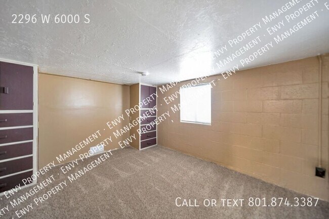 Building Photo - 2296 W 6000 S