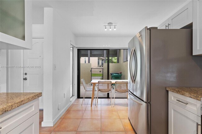 Building Photo - 9946 Costa Del Sol Blvd