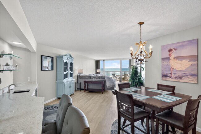 Building Photo - 9650 S Ocean Dr