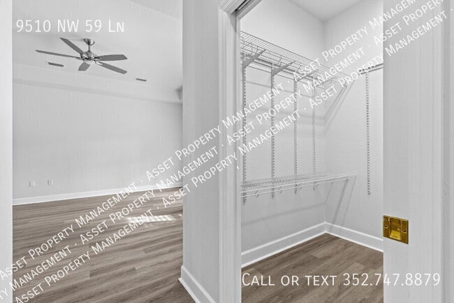 Building Photo - 9510 NW 59 Ln