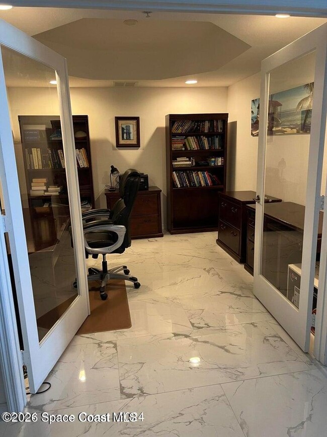 Building Photo - 8871 Lake Dr