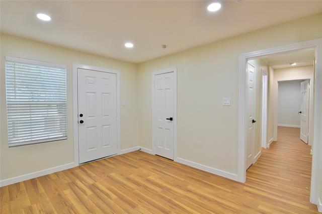 Building Photo - 2605 1st St