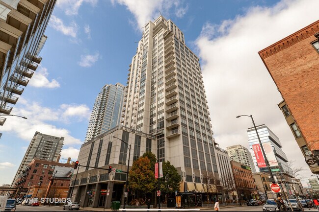 Primary Photo - 200 W Grand Ave