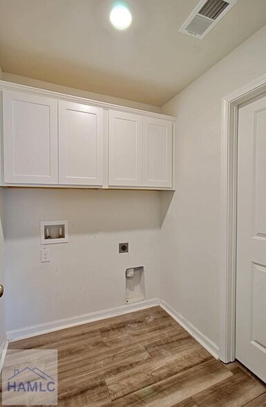 Building Photo - 224 Enclave Wy