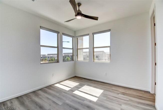 Building Photo - 1550 Stone Perch St
