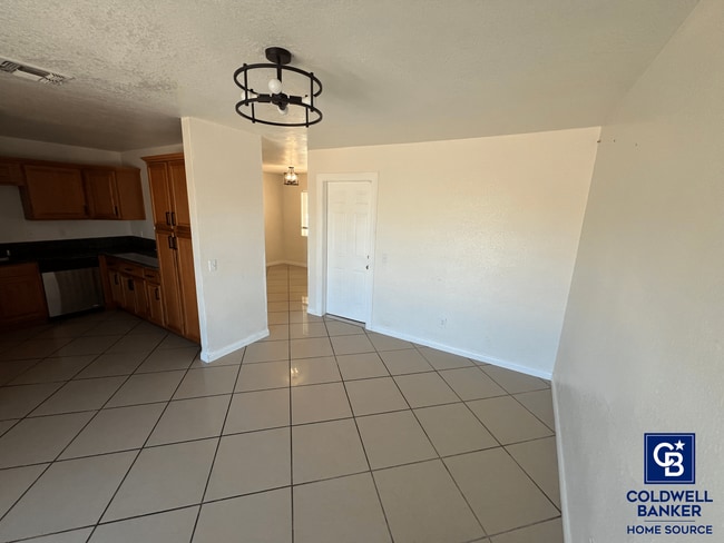 Building Photo - Move-In Ready Beauty with Granite Kitchen, Stainless Steel Appliances & Expansive Backyard