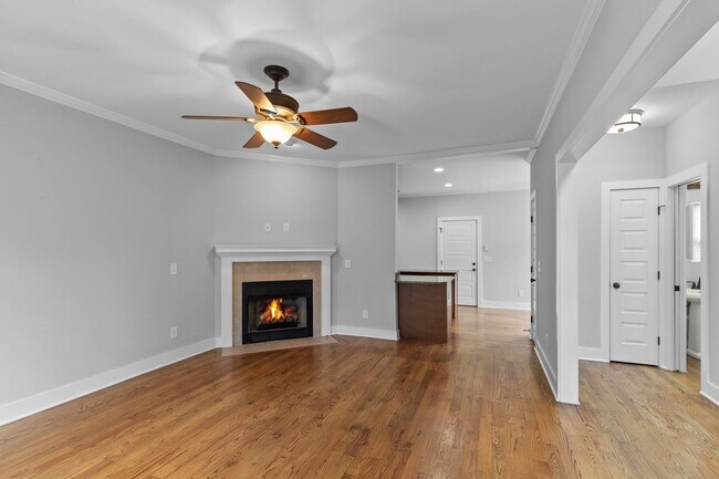 Building Photo - AVAILABLE NOW IN GERMANTOWN. Great Walkable Neighborhood! 3 Bed 2.5 Bath Town Home. $3,100 Per Month