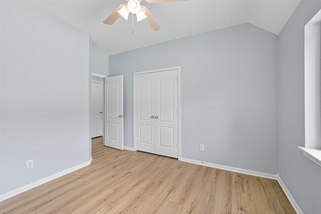 Building Photo - 9431 Tarton Way Ct