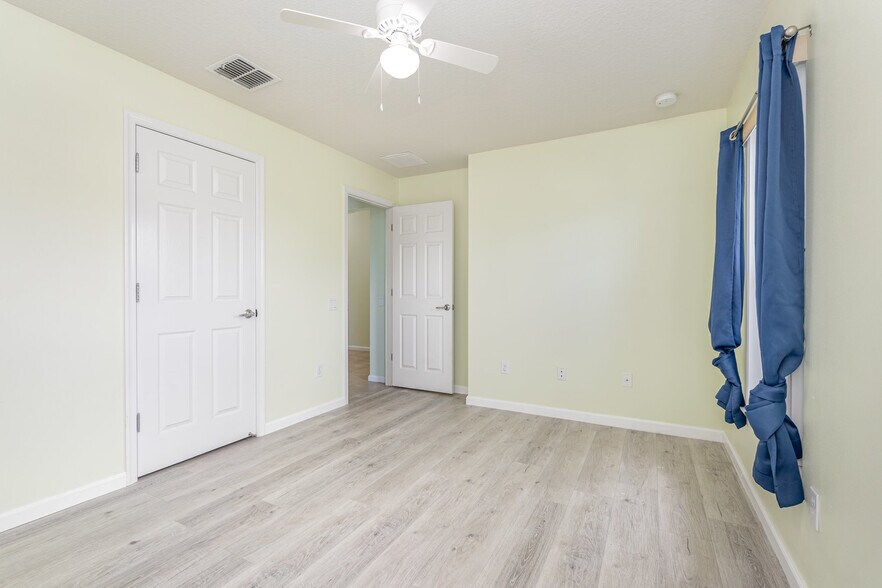 Building Photo - 1322 Dittmer Cir SE