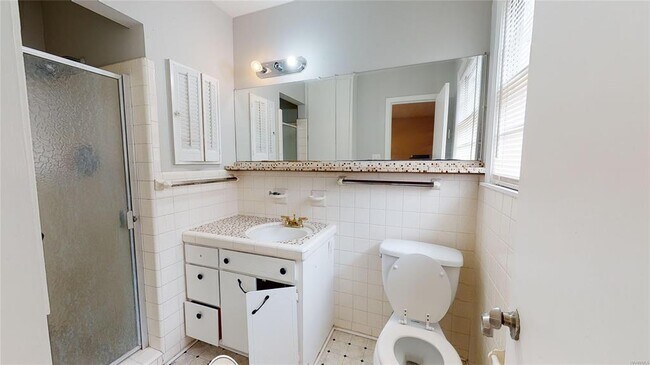 Building Photo - 3252 Cheltenham Dr