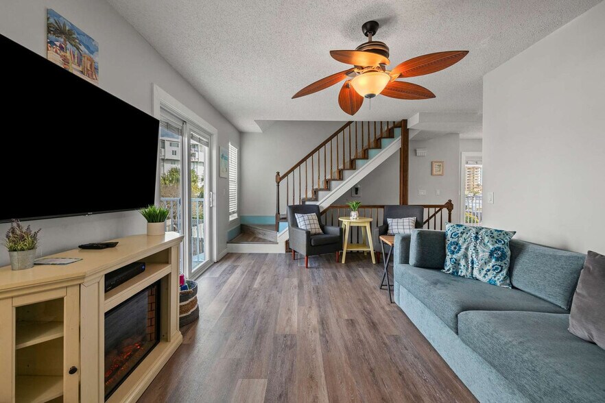 Building Photo - 22 Moreno Point Rd