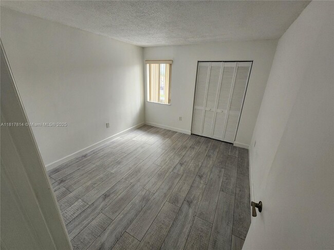 Building Photo - 6465 SW 130th Pl