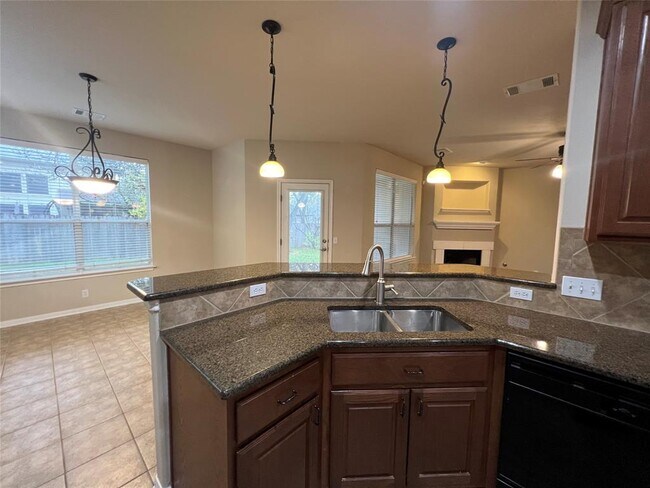 Building Photo - 9325 Bavaria Ln