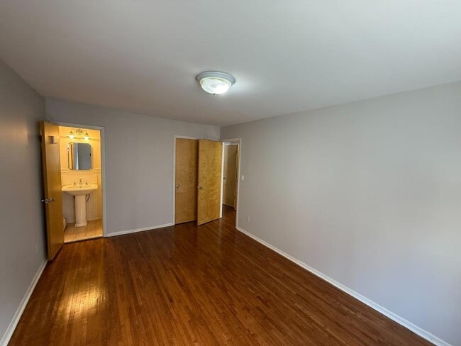 Building Photo - 3615 Waldo Ave