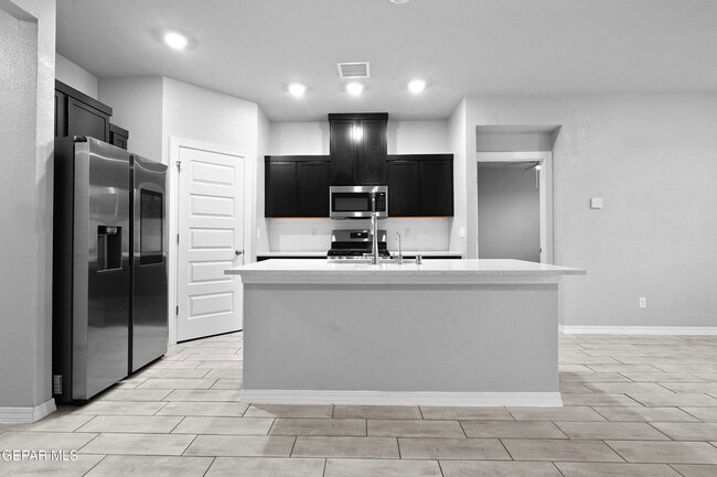 Building Photo - 11133 Blazing Star Pl