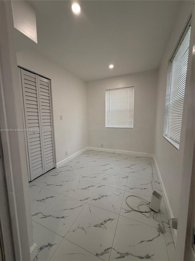 Building Photo - 26741 SW 139th Ave