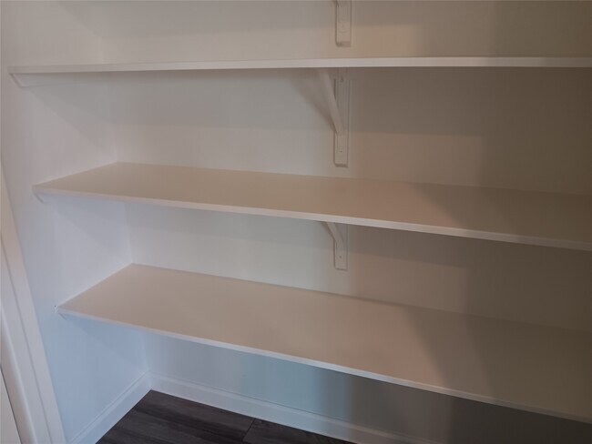 Building Photo - 7837 Pink Dahlia Dr