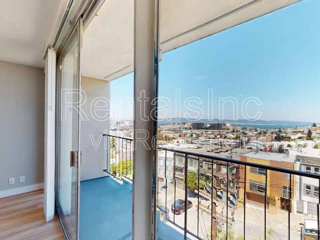Building Photo - 657 Kansas St